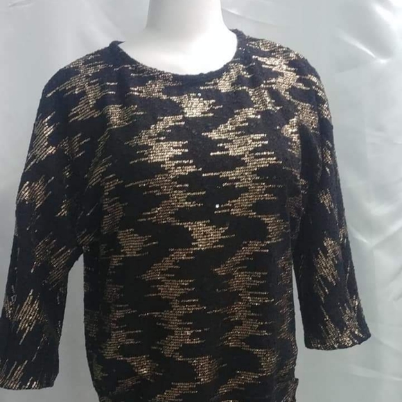 Larges new Dress Blouse - Picture 3 of 11